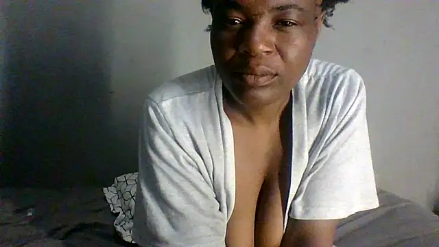 BeejayLoverxx online show from 01.10.25