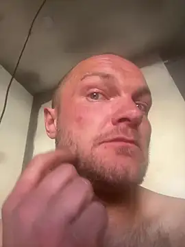 Snapshot of Dannadcz chatting on 03.27.26 Dannadcz online show from 03.27.26