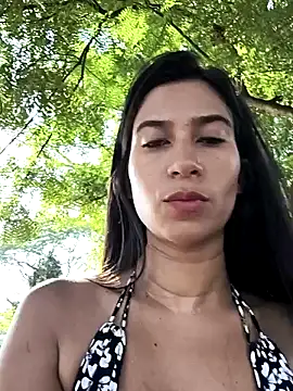 lady-rosse online show from 01.22.25