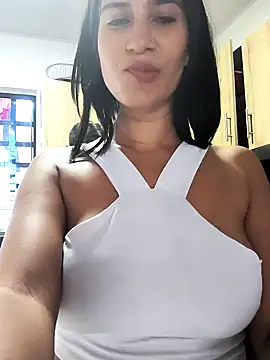 lady-rosse online show from 01.30.25