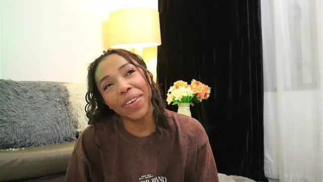 Valeriestyle online show from 03.04.26