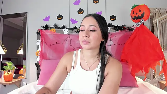 Ahincale online show from 10.30.25