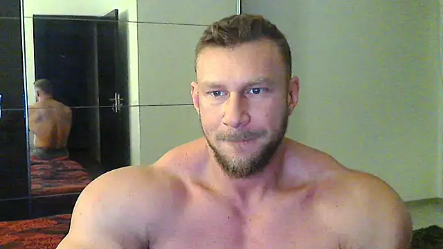 Snapshot of muscularkevin chatting on 12.14.24 muscularkevin online show from 12.14.24