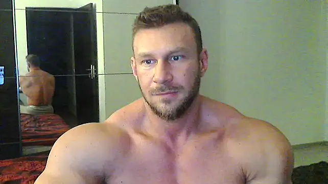 Snapshot of muscularkevin chatting on 12.21.24 muscularkevin online show from 12.21.24