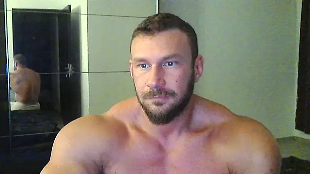 Snapshot of muscularkevin chatting on 09.12.25 muscularkevin online show from 09.12.25