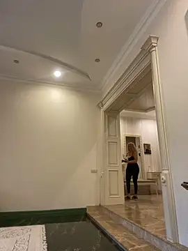 Amazoniiaa online show from 10.25.25