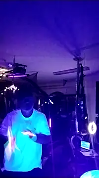 Hotredheadandtoungelasher online show from 02.20.25