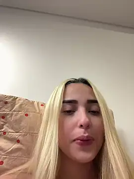 Irisweet  online show from 02.12.25