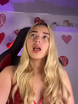 Irisweet  online show from 02.15.25