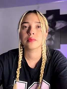 Irisweet  online show from 09.15.25