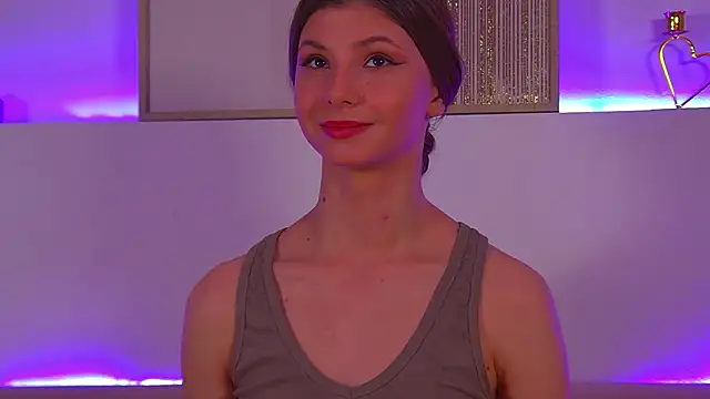 Snapshot of AudreyBarlow chatting on 03.17.25 AudreyBarlow online show from 03.17.25