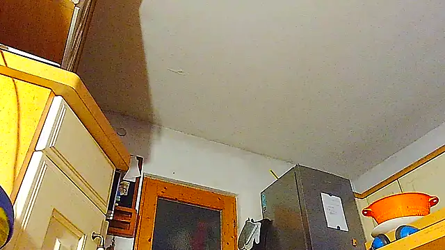 Snapshot of Sexspielzeug-1 chatting on 03.15.25 Sexspielzeug-1 online show from 03.15.25