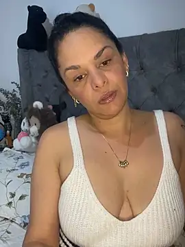 Kataliina online show from 11.21.25