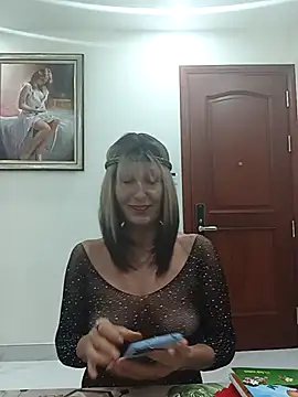 Snapshot of Eliza_Wendy chatting on 11.26.25 Eliza Wendy online show from 11.26.25