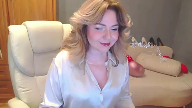 Cute sun online show from 04.17.26