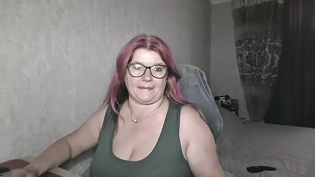 Snapshot of Diana_49 chatting on 06.20.26 Diana 49 online show from 06.20.26