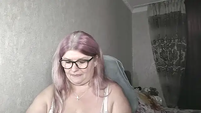 Snapshot of Diana_49 chatting on 07.13.26 Diana 49 online show from 07.13.26