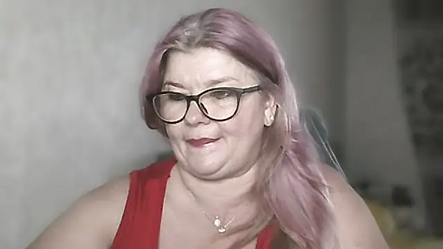 Snapshot of Diana_49 chatting on 07.17.26 Diana 49 online show from 07.17.26