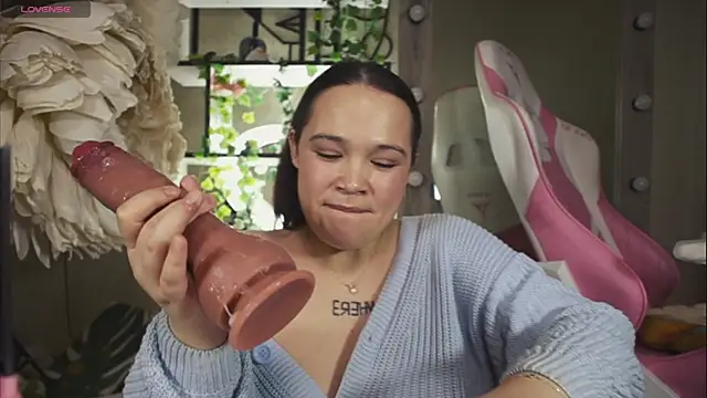 Chery Lady22 online show from 01.22.25