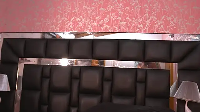 agatha collins  online show from 03.11.25