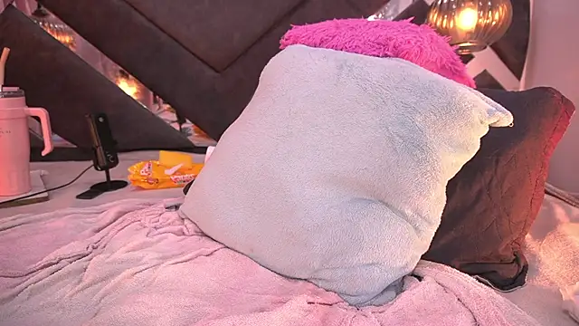 violeta aroca online show from 02.22.25