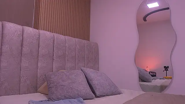 violeta aroca online show from 03.12.26