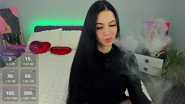 Snapshot of KeiraChoCo chatting on 10.12.25 KeiraChoCo online show from 10.12.25