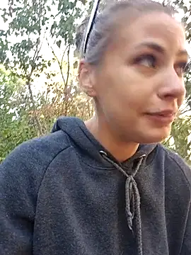 Keli Jessi online show from 09.19.25