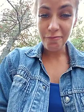 Keli Jessi online show from 09.21.25