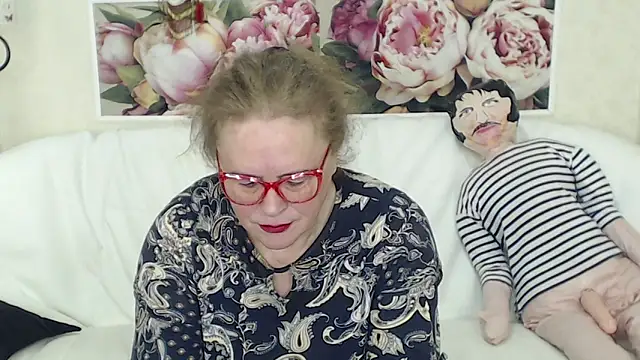 FlaviaSquirts online show from 11.06.25