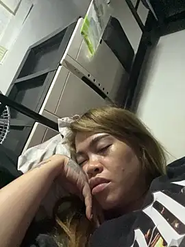 Snapshot of pinay4uwithagoodheart chatting on 12.18.25 pinay4uwithagoodheart online show from 12.18.25