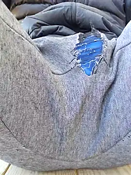 Diablo9804 online show from 10.14.25