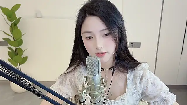 HaagenDazs  online show from 03.13.25