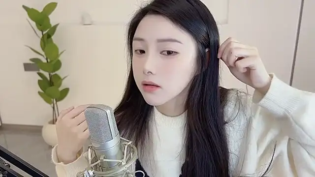 HaagenDazs  online show from 03.14.25