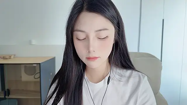 HaagenDazs  online show from 06.17.26
