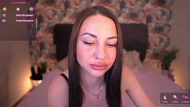 KristiiMax online show from 04.25.26