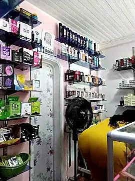 keilymadam online show from 12.04.25