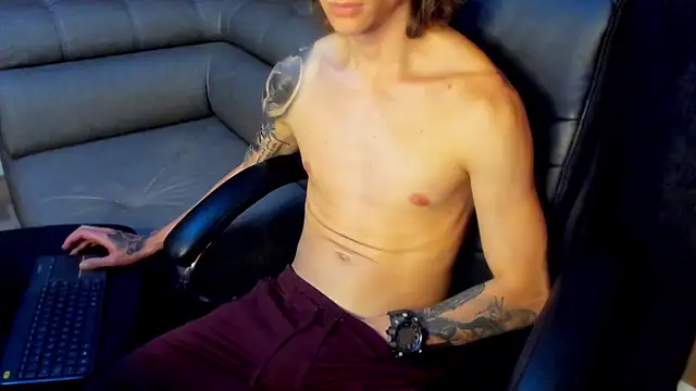 Snapshot of Dmtry6 chatting on 01.16.25 Dmtry6 online show from 01.16.25