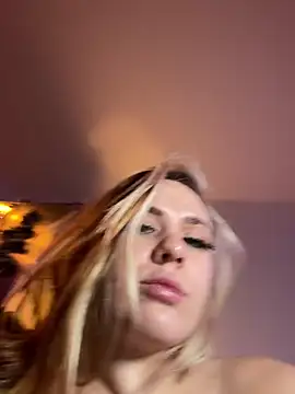 AnjaAmelia online show from 12.09.24