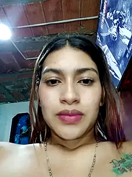 Snapshot of annie-19 chatting on 01.12.25 annie-19 online show from 01.12.25