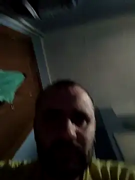 Snapshot of Govora chatting on 01.22.25 Govora online show from 01.22.25