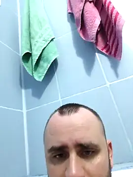 Snapshot of Govora chatting on 03.22.25 Govora online show from 03.22.25