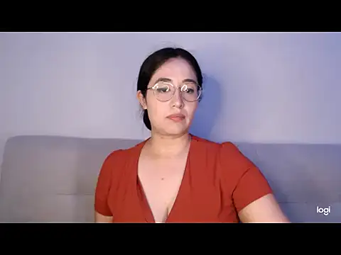 YummymeowW online show from 07.05.26