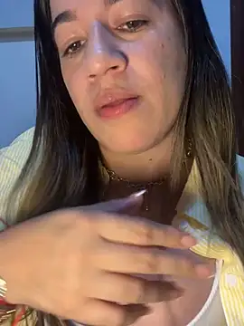 Antonellachic73 online show from 10.11.25