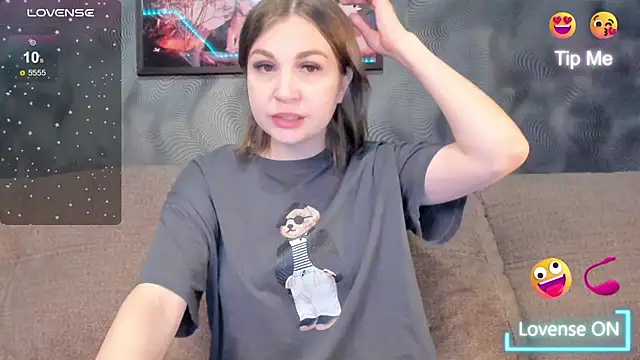 CassieMils online show from 06.09.26