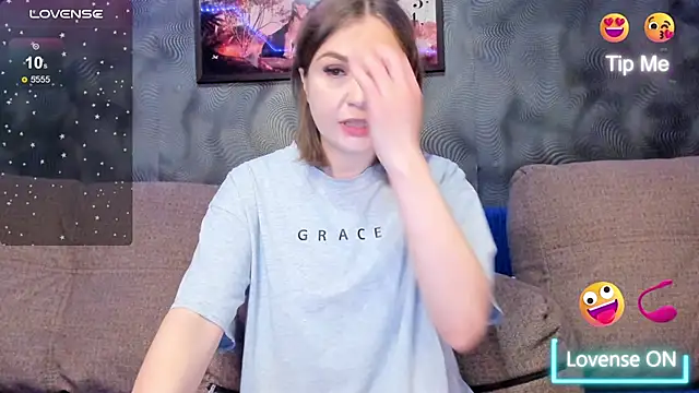 CassieMils online show from 06.18.26