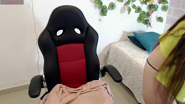 tania sweet   online show from 02.07.25