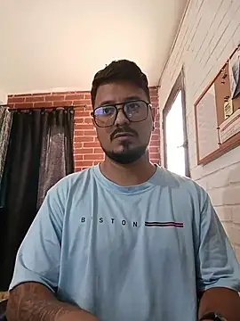 Snapshot of DaviidEvans_ chatting on 10.18.25 DaviidEvans online show from 10.18.25