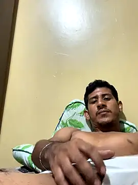 Snapshot of Andreson26 chatting on 11.25.25 Andreson26 online show from 11.25.25