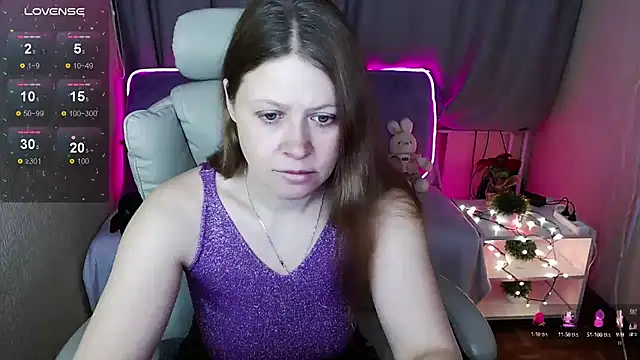 Snapshot of alekasamui chatting on 01.07.25 alekasamui online show from 01.07.25